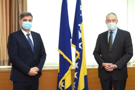 Zamjenik predsjedavajuće Predstavničkog doma dr. Denis Zvizdić susreo se sa novoimenovanim ambasadorom Republike Turske u BiH 